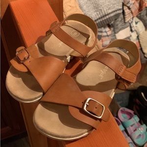 Cat and Jack girls brown faux leather sandals